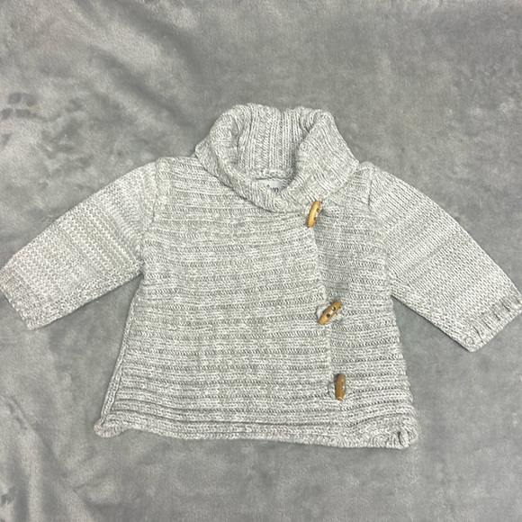 Beba Bean - Hand crafted long sleeve knit cardigan sweater. Size 6-12 months - Picture 1 of 4